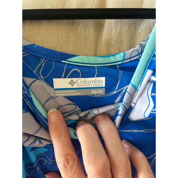 Columbia Sportswear Women's PFG Freezer™ III Dress
Blue Macaw Tropamix
NWT XS - Picture 7 of 8